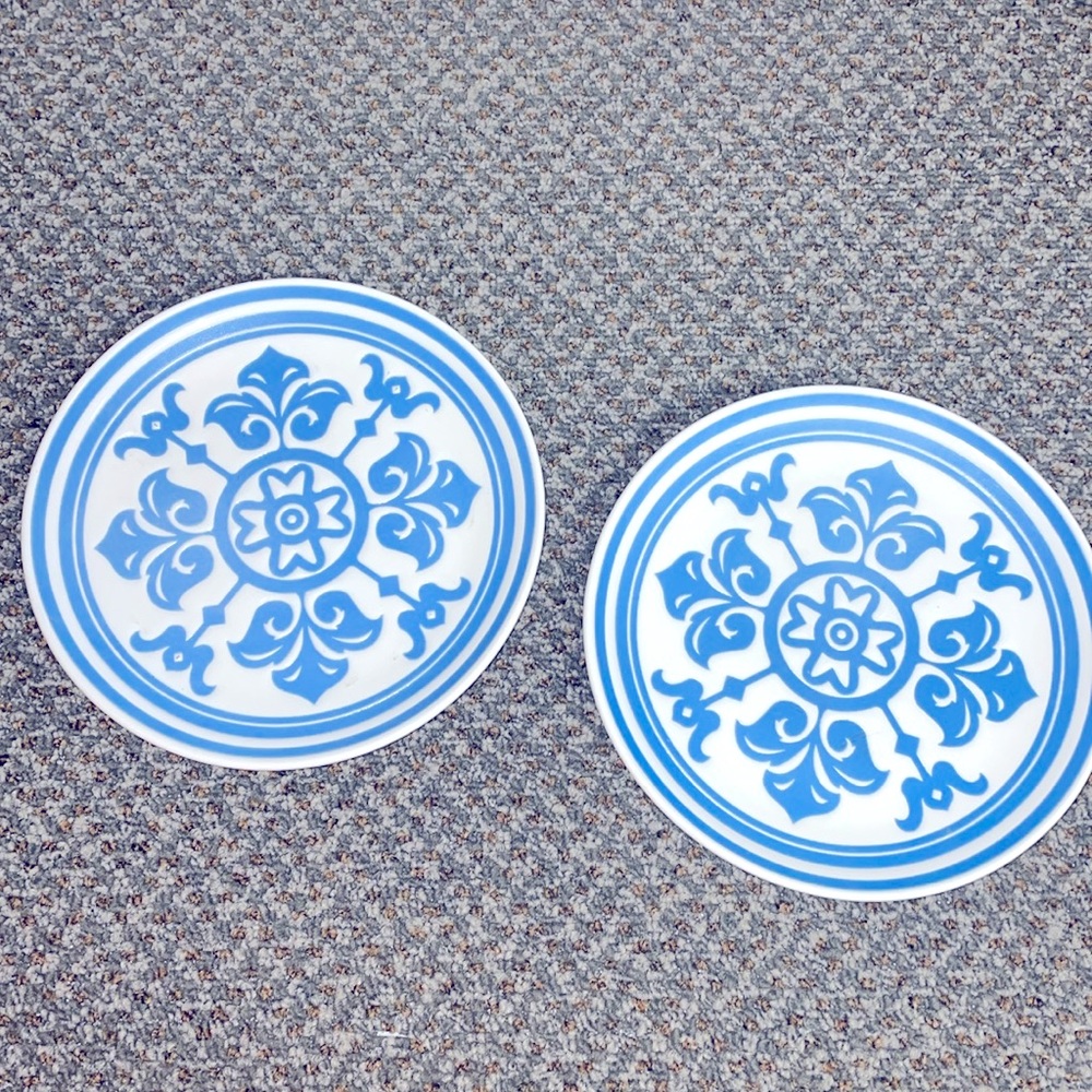 Bread+Butter Porto Porcelain 6” Saucer/Plates. Set of 2. Blue/White. EUC